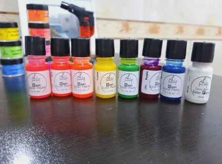 رنگ رزین اپوکسی فیلو مدل Neon حجم 10 میلی‌لیتر بسته 8 عددی