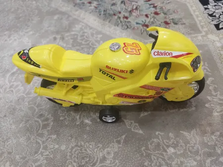 اسباب بازی موتورسیکلت مدل سوزوکی اسپرت