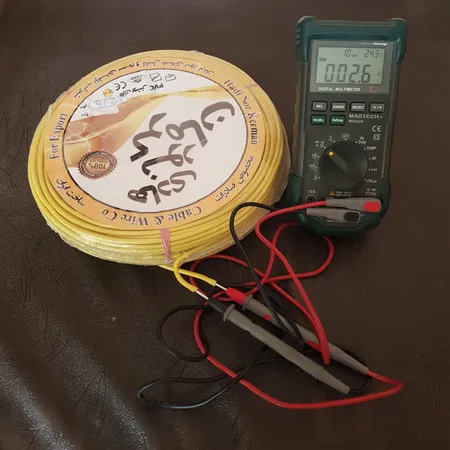 سیم برق افشان 1 در 2.5 هادی نور کرمان کد YL25