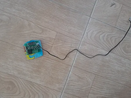 ترموستات دیجیتال مدل XH-W1209