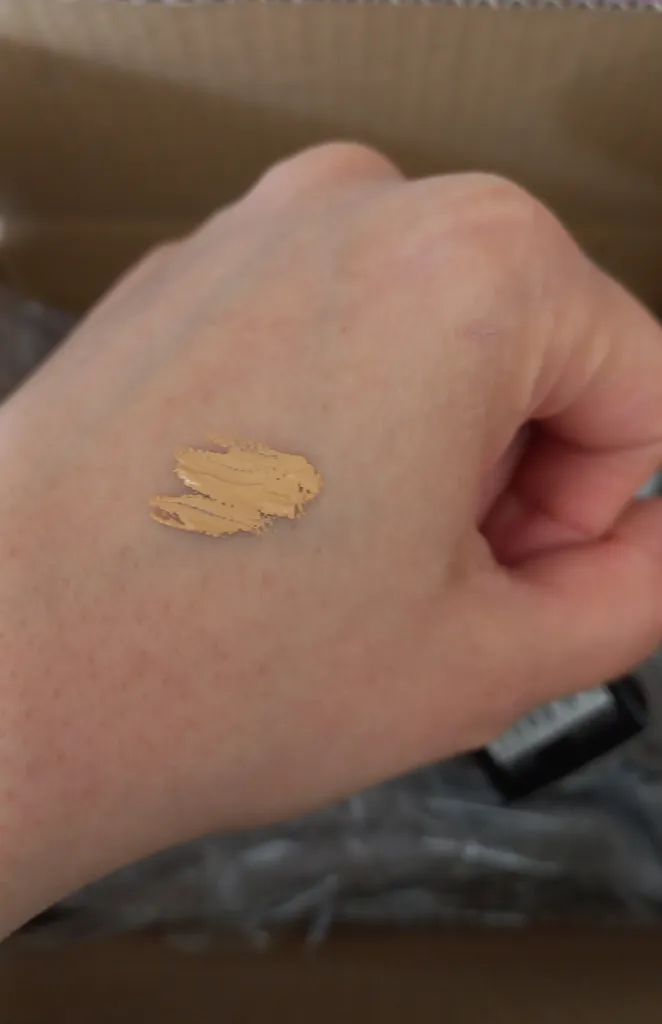 کرم پودر این لی مدل SEASHELL شماره 120 حجم 30 میلی لیتر