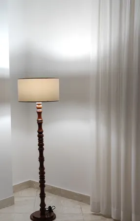 آباژور ایستاده مدل تک پایه خراطی 8 کد 505