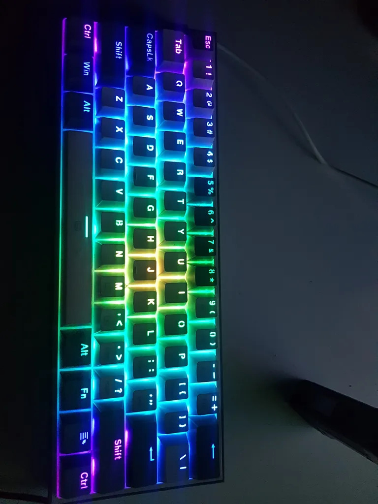 کیبورد گیمینگ ردراگون مدل K617 FIZZ، سوییچ مکانیکال قرمز، Tenkeyless، نورپردازی RGB