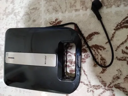 ساندویچ ساز المپیا مدل 700PLUS