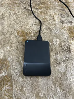 هارد اکسترنال توشیبا مدل Canvio Ready ظرفیت دو ترابایت دارای رابط USB Type-A 3.0