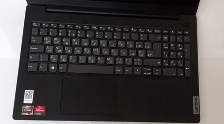 لپ تاپ 15.6 اینچی لنوو مدل V15 G4 AMN-R5 7520U 8GB 512SSD