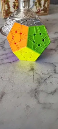 بازی فکری روبیک مدل مگامینکس