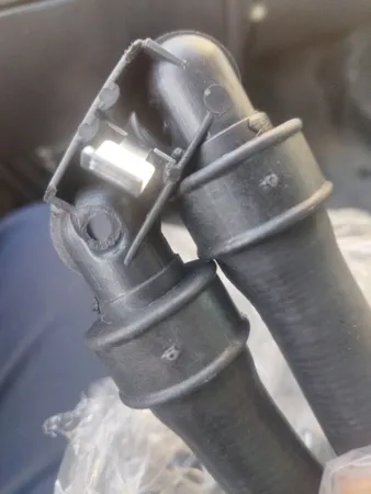 شلنگ بخاری بیگرز کد 841 مناسب برای زانتیا