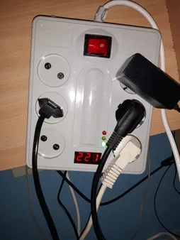 چندراهی برق و محافظ پارت الکتریک کد PE21604