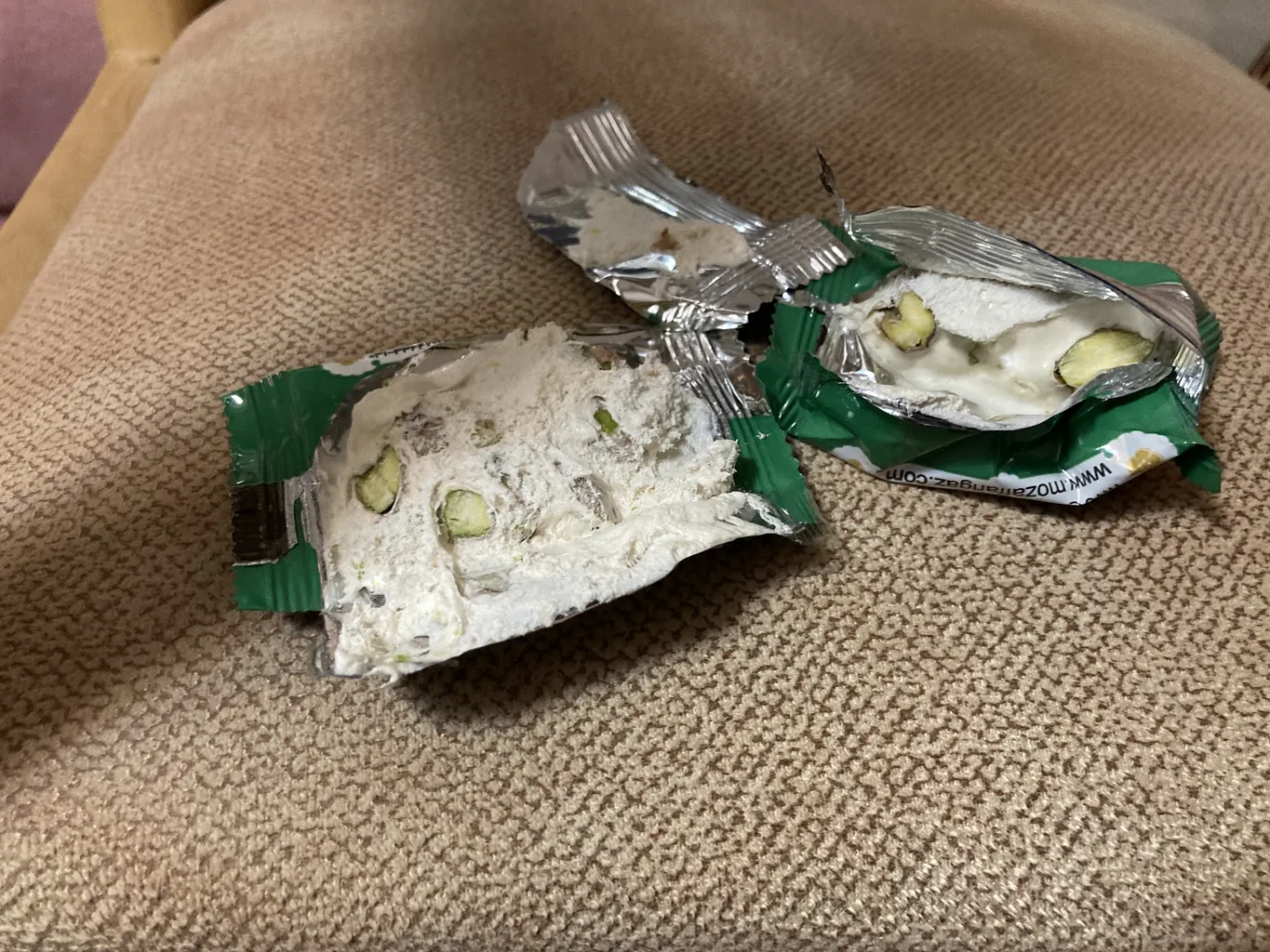 گز لقمه 28 درصد پسته گز مظفری-450گرم