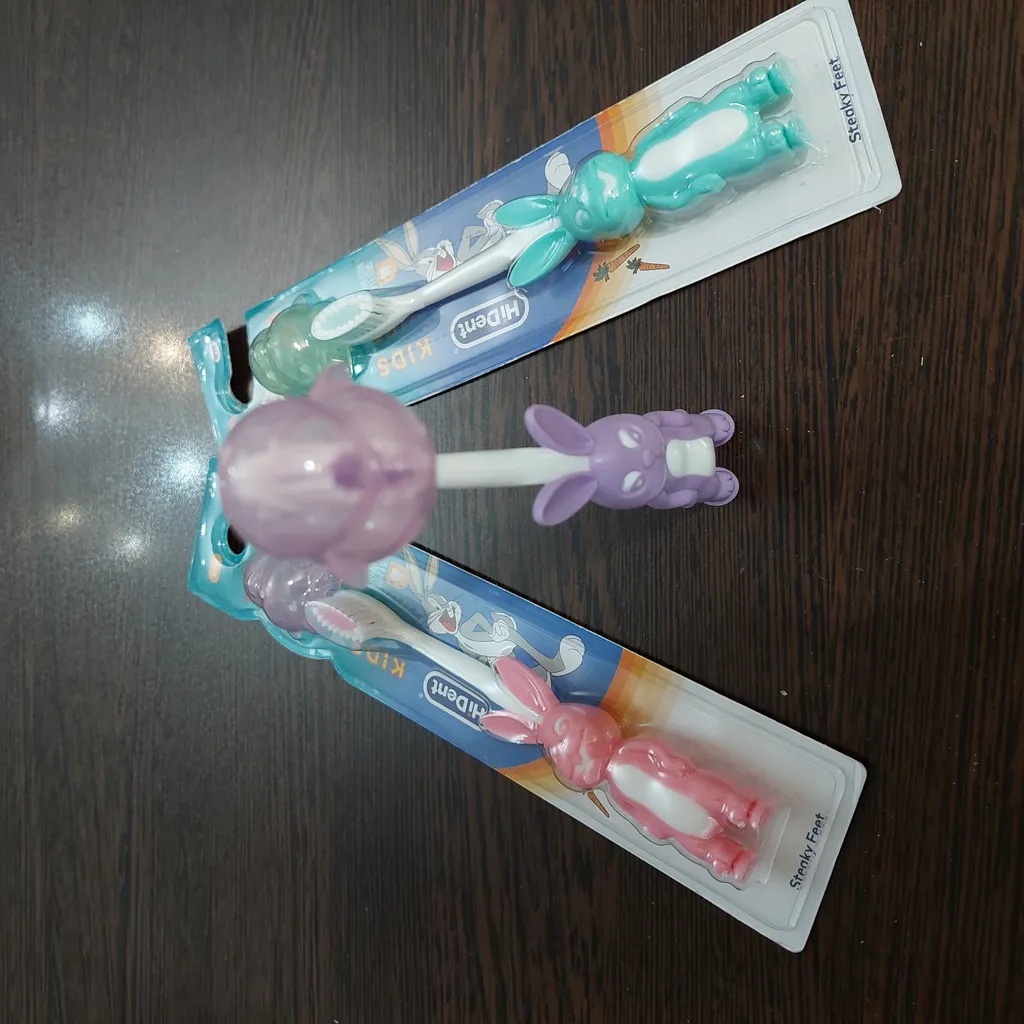مسواک های دنت کودک کد 914 با برس نرم مجموعه 3 عددی