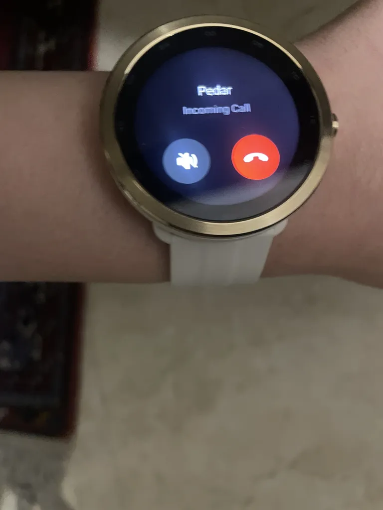 ساعت هوشمند مایمو مدل Watch R