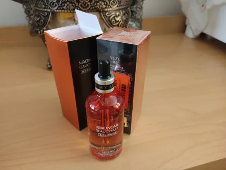 سرم ضد چروک وزه مدل Niacinome حجم 100 میلی لیتر