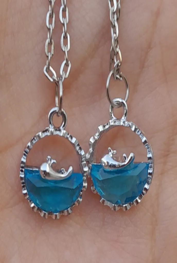 گردنبند زنانه مدل وال و دریا کد 033