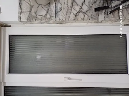 شیشه مات کن طرح کرکره ای کد 1012