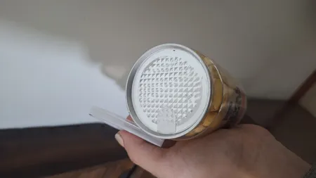 بادام هندی برشته زعفرانی رویال جوان - 130 گرم