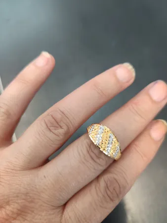 انگشتر طلا 18 عیار زنانه طلای مستجابی مدل آوا کد 670566