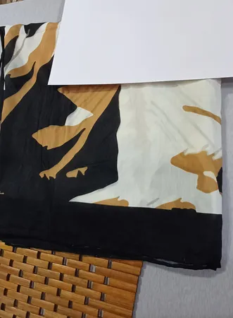 روسری زنانه مدل نخی دست دوز 140 طرح برگ کد a-2995