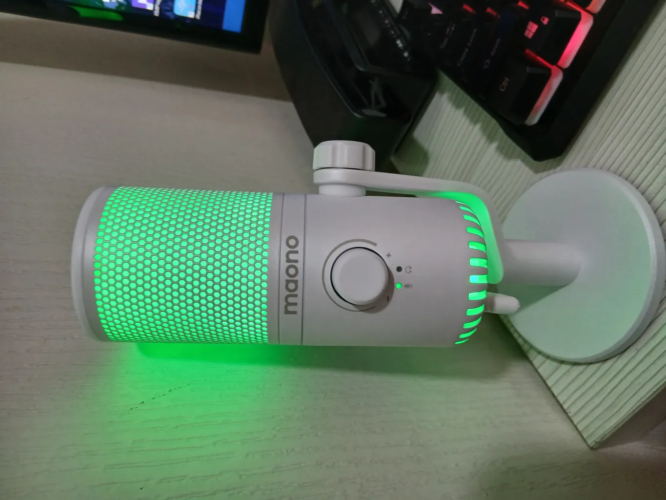 میکروفون استودیویی مائونو مدل DM30 FULL RGB