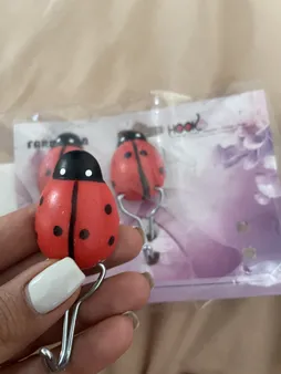 قلاب آویز حوله طرح کفشدوزک بسته 3 عددی