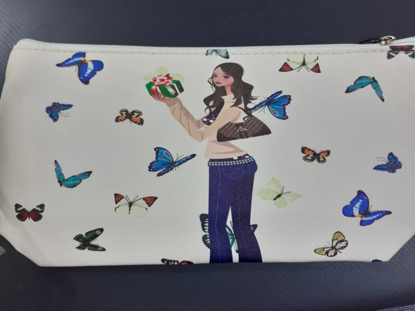 کیف لوازم آرایش زنانه مدل دختر و پروانه ها