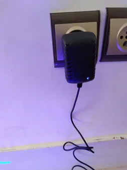 آدابتور برق 12 ولت 2 آمپر مدل YS122