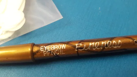 شابلون ابرو زین یویان مدل A50 بسته 15 عددی