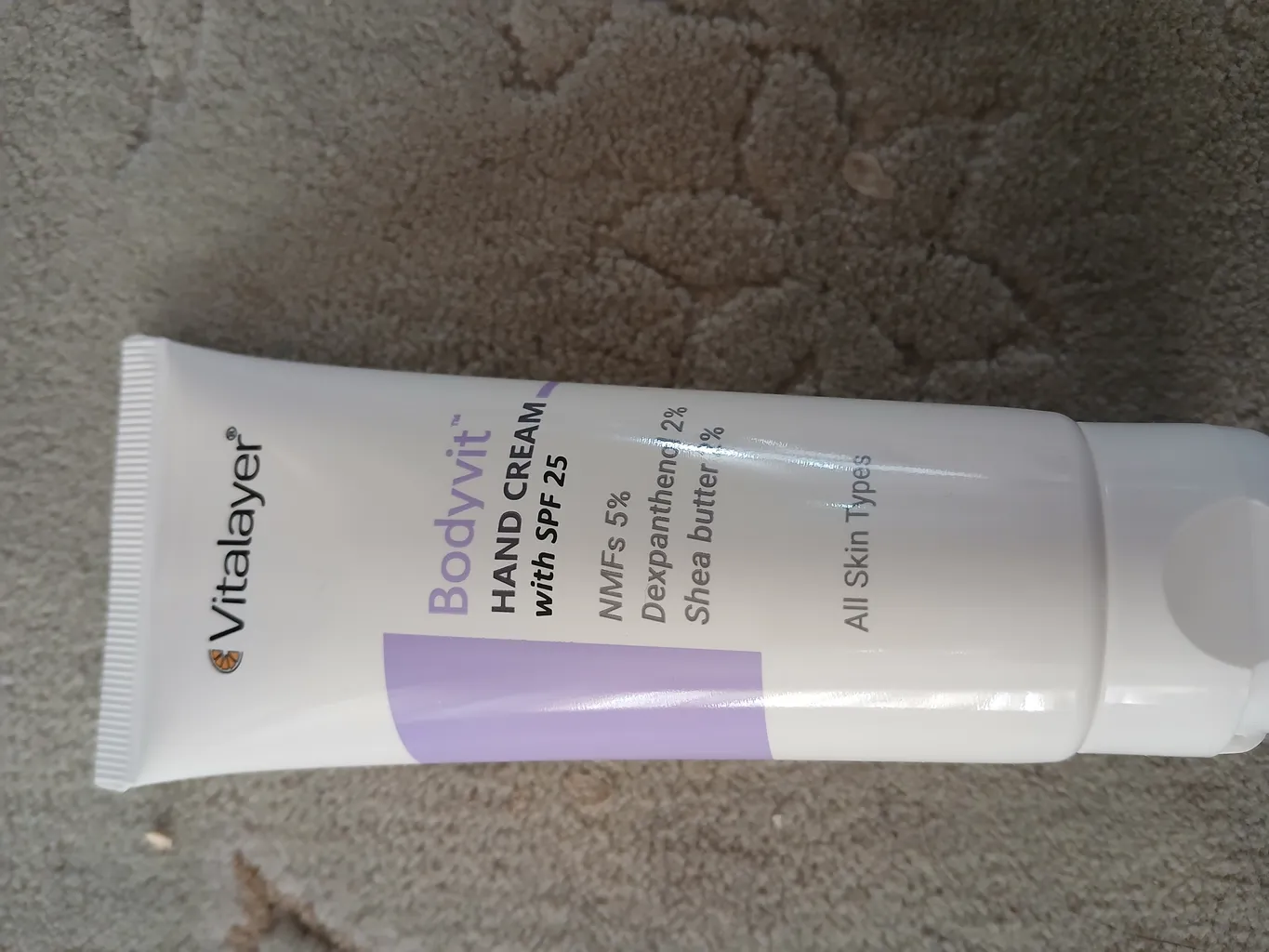 کرم مرطوب کننده ویتالیر مدل بادی ویت حجم 75 میلی لیتر