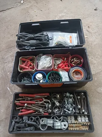 جعبه ابزار مانو مدل BS-1001