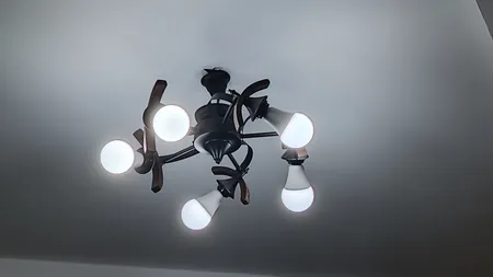 لامپ ال ای دی 25 وات افراتاب مدل AF-A95-25W پایه E27