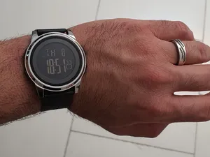 تجریه خرید ساعت مچی دیجیتال اسکمی مدل 1502S