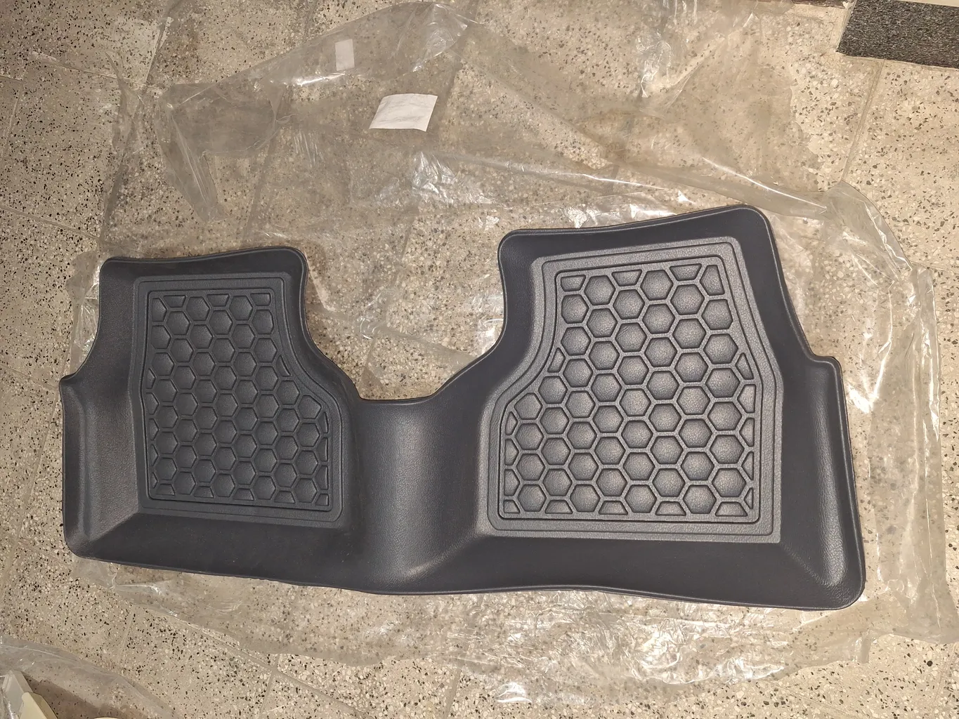 کفپوش سه بعدی خودرو بابل کارپت مدل لاکچری مناسب برای سورن پلاس