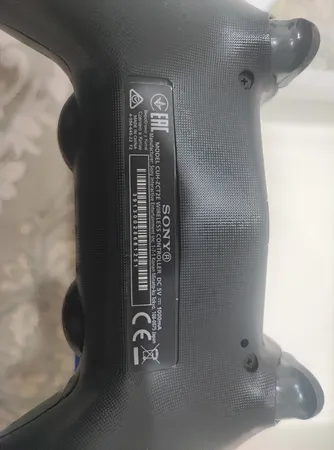 دسته بازی پلی استیشن ۴ مدل DUAL SHOCK C01