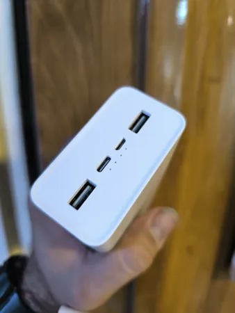 پاوربانک مدل Charge 3 ظرفیت 30000 میلی آمپر ساعت