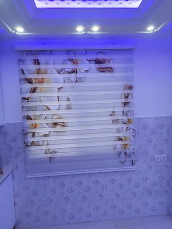 پرده زبرا کد 7121 سایز 180 × 160 سانتی‌ متر