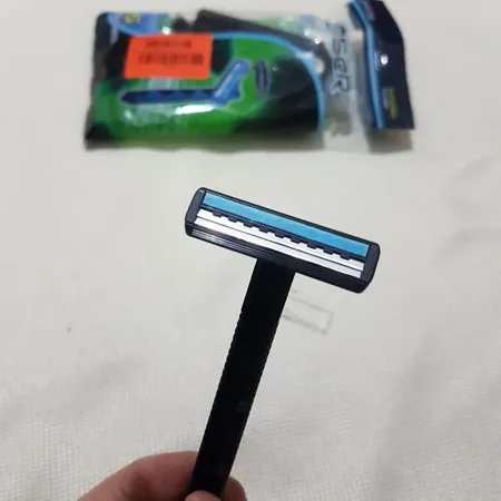 خود تراش ‏لمسر مدل GT-H بسته 5 عددی