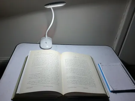 چراغ مطالعه لمسی گیره ای قابل شارژ ویداسی مدل WD-6038