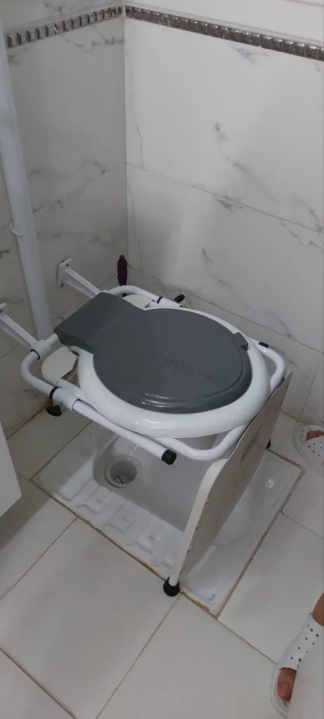 توالت فرنگی دیواری آسانا مدل 030