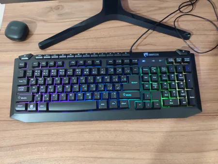 کیبورد گیمینگ گرین مدل GK701-RGB نورپردازی RGB Full-Size