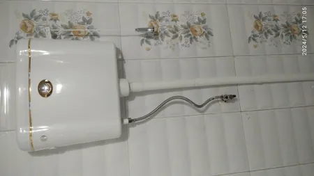 فلاش تانک سکناپلاست مدل آبان دوزمانه