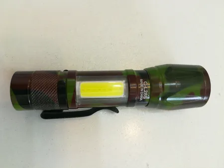 چراغ قوه دستی مدل C-185