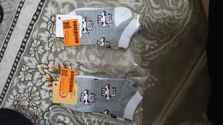 جوراب بچگانه مدل گاو کوچولو کد j72