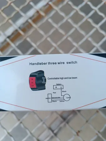 پرژکتور دو کنتاکت خودرو طرح نقطه ای بسته دو عددی