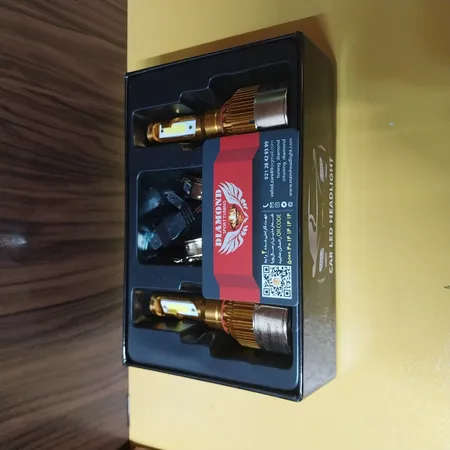 هدلایت لامپ خودرو D9 مدل H4 بسته 2 عددی