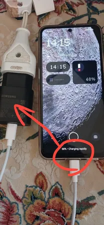 شارژر دیواری 20 وات مک دودو مدل CH-402