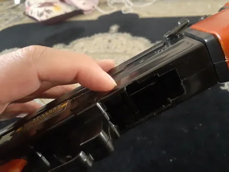 تفنگ اسباب بازی گلدن گان مدل AK-47