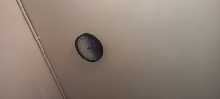 ساعت دیواری سال بردز مدل چند ضلعی CW-172