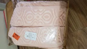 تجریه خرید حوله پالتویی موردوم مدل تن پوش برجسته کد SA-90 سایز 125 سانتی متر