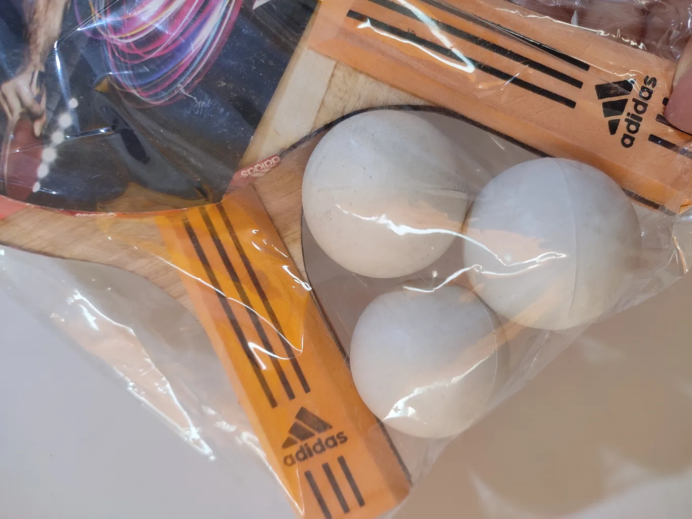 راکت پینگ پنگ مدل فروردین به همراه توپ بسته 3 عددی