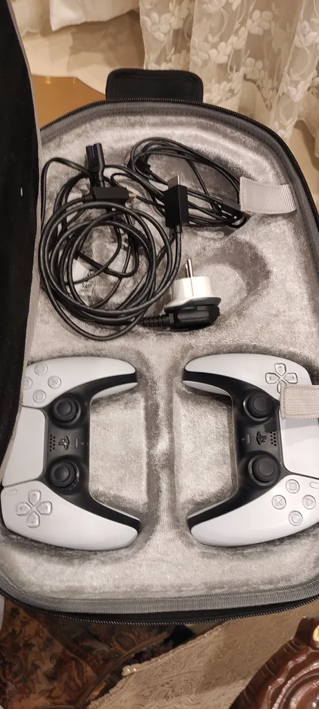 کیف حمل کنسول بازی پلی استیشن 5 نهل مدل اسلیم